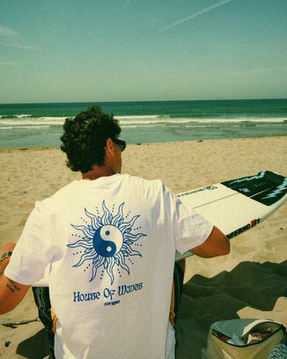HOUSE OF WAVES